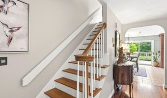 6 Standish Way 2, Amherst, NH 03031