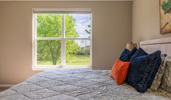 3028 Canterbury Ct, Albany, OH 45710