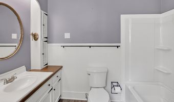 512 Carrison St, Camden, SC 29020