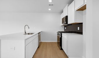 1062 A Dominy Ct, Camden, SC 29020