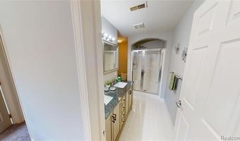 2916 Signature Blvd, Ann Arbor, MI 48103