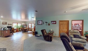 2072 SOL SHANHOLTZ Rd, Augusta, WV 26704
