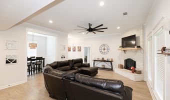 2072 Creekwood Cir, Bauxite, AR 72011