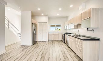 401 N Coast Hwy Unit 207, Oceanside, CA 92054