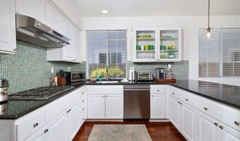 6878 Tradewinds Dr, Carlsbad, CA 92011