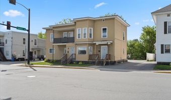 18 Maple Ave, Barre, VT 05641