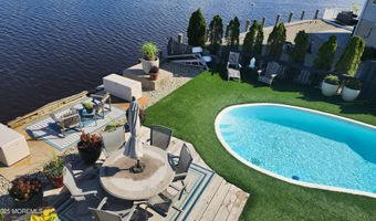 265 Cypress Dr, Bayville, NJ 08721