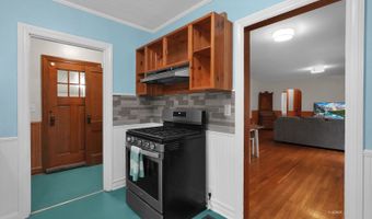 165 Grosvenor St, Athens, OH 45701