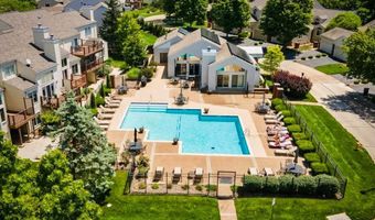 626 Highview Circle Dr, Ballwin, MO 63021