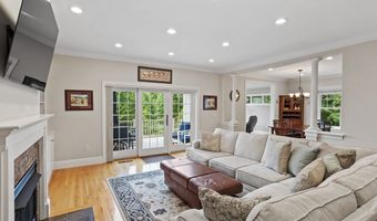 57 Sunset Ridge Ln 57, Bolton, MA 01740