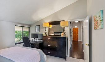 7 Longwood Dr 212, Andover, MA 01810
