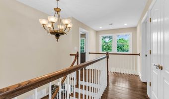 41 Sears Ave, Atlantic Highlands, NJ 07716