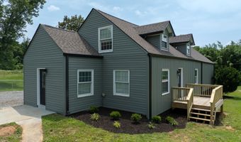 957 W Hunt Rd, Alcoa, TN 37701