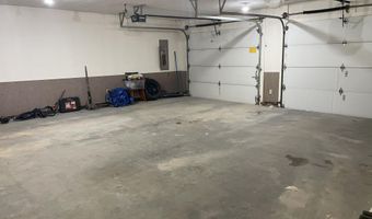 1913 Wayside Ln, Ava, MO 65608