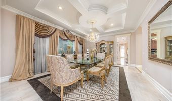 220 W Lemon Ave, Arcadia, CA 91007