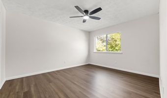 937 Pine Oak Trl, Austell, GA 30168