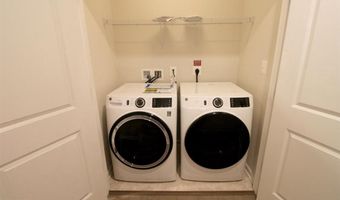 23255 MILLTOWN KNOLL Sq 102, Ashburn, VA 20148