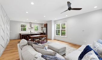 31 Lilac St, Asheville, NC 28806