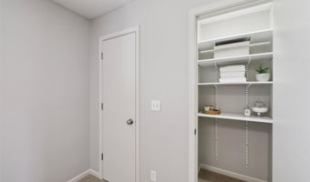 288 NW Georgetown Blvd, Ankeny, IA 50023