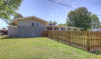 2321 Cherokee Ave, Baxter Springs, KS 66713