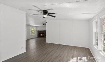 5 Concord Knoll Ln, Asheville, NC 28803