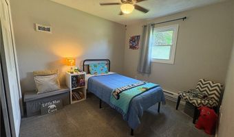 110 Habant Dr, Amherst, OH 44001