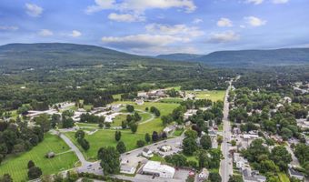 318 North St, Bennington, VT 05201