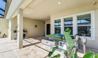 5330 SILVER SUN Dr, Apollo Beach, FL 33572