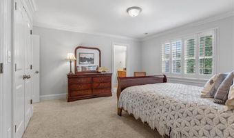 105 Sycamore Commons Ln, Advance, NC 27006