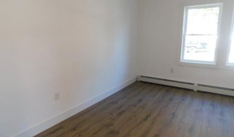 27 Maxwell Ln, Bangor, ME 04401