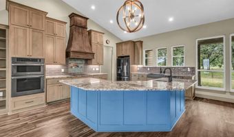 990 Doss Rd, Millsap, TX 76066