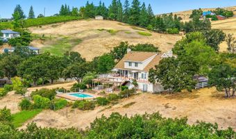 500 Pompadour Dr, Ashland, OR 97520