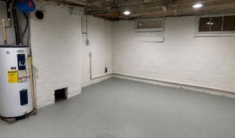 324 30th St, Ashland, KY 41101