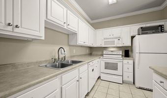 5375 Arlington Ct, Baton Rouge, LA 70820