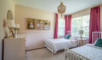 348 McGraw Cir, Anderson, AL 35610