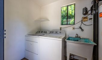 81 Kapuai Rd, Haiku, HI 96708