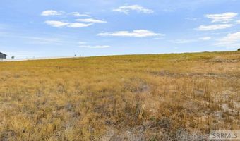 5601 Malheur River St, Ammon, ID 83406