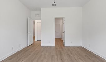 314 Brood Dr, Adkins, TX 78101