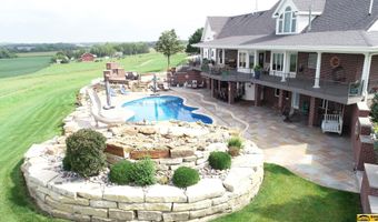 19417 S 5th Dr, Beatrice, NE 68310
