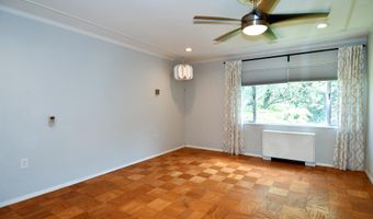 5301 WESTBARD Cir 419, Bethesda, MD 20816