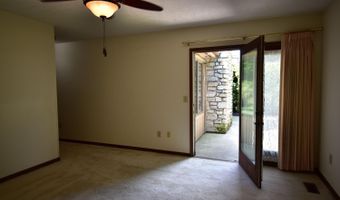 135 Winding Way, Batesville, IN 47006