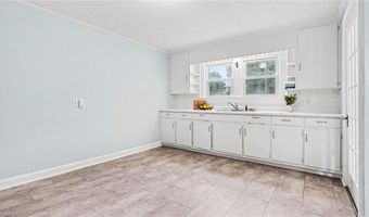 735 Danwood St, Asheboro, NC 27205
