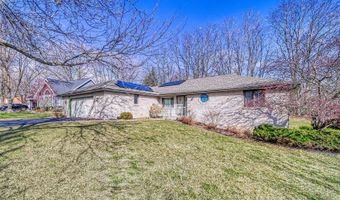3121 Carefree Dr, Rockford, IL 61114