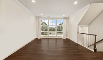 81 Brentwood Cir 81, Danbury, CT 06810