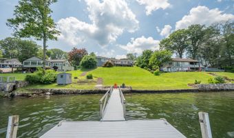 100 N Lake Shore Dr, Brookfield, CT 06804