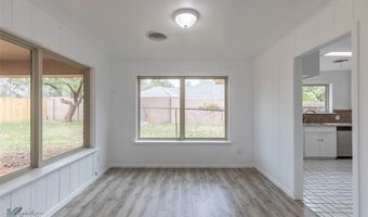 2138 Brook Hollow Dr, Abilene, TX 79605