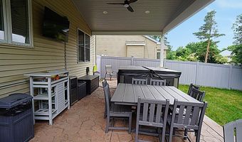 47 Timber Cove Ct, Amherst, NY 14051
