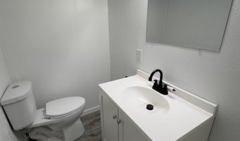 802 S Merton St, Aberdeen, SD 57401