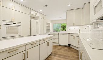 8735 Glen Nevis Rd NE, Ada, MI 49301