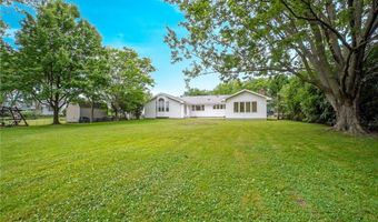 100 W Maplemere Rd, Amherst, NY 14221